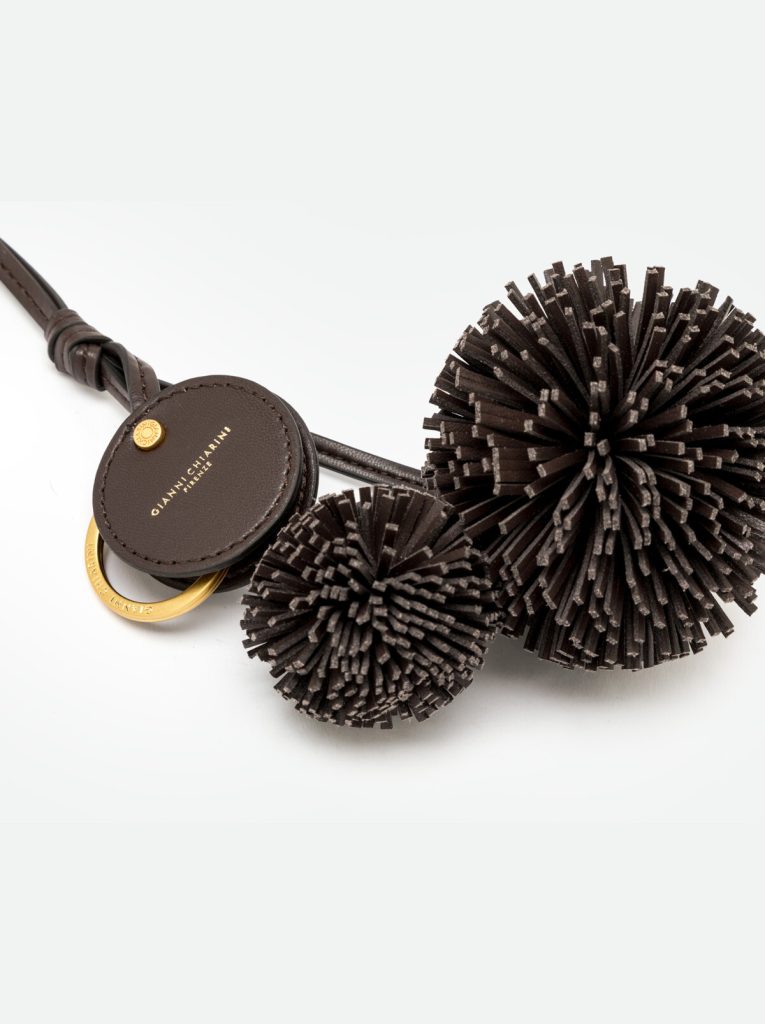 gianni chiarini pompom bag charm bruin bp 507 9rw th6zem